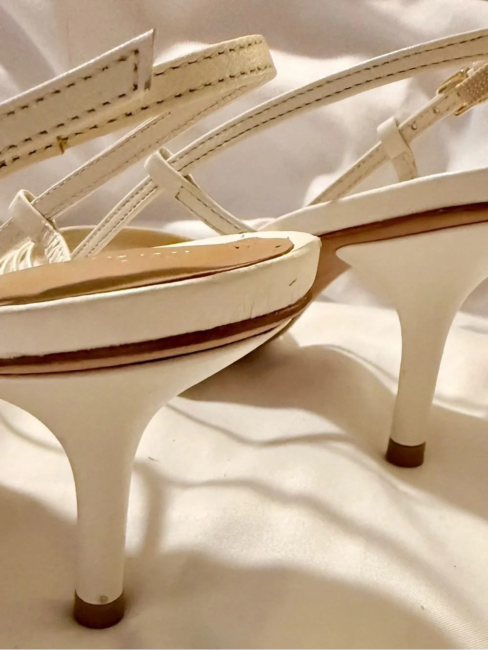 Reformation Ivory Strappy Square-Toe Heeled Sandals Size 6 -FLAWED